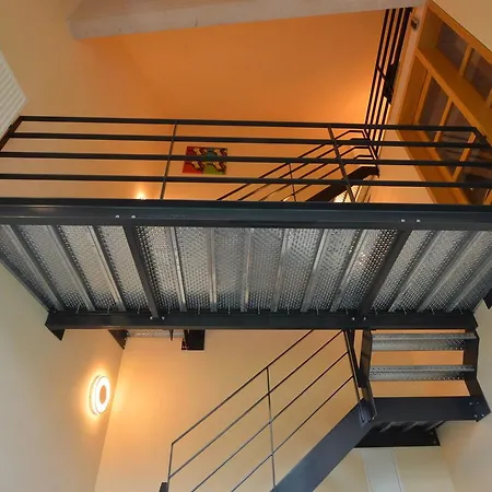 Luxurious Holiday Home In Bullingen With Sauna *