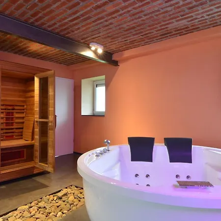 Holiday home Luxurious Holiday Home In Bullingen With Sauna *