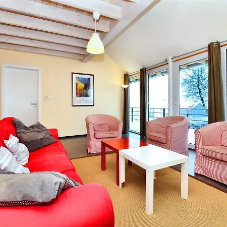 Holiday home Luxurious Holiday Home In Bullingen With Sauna