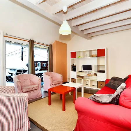 Luxurious Holiday Home In Bullingen With Sauna *